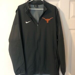 UT zip up light jacket